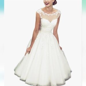 Vintage Style Short Wedding Dress Size 16
